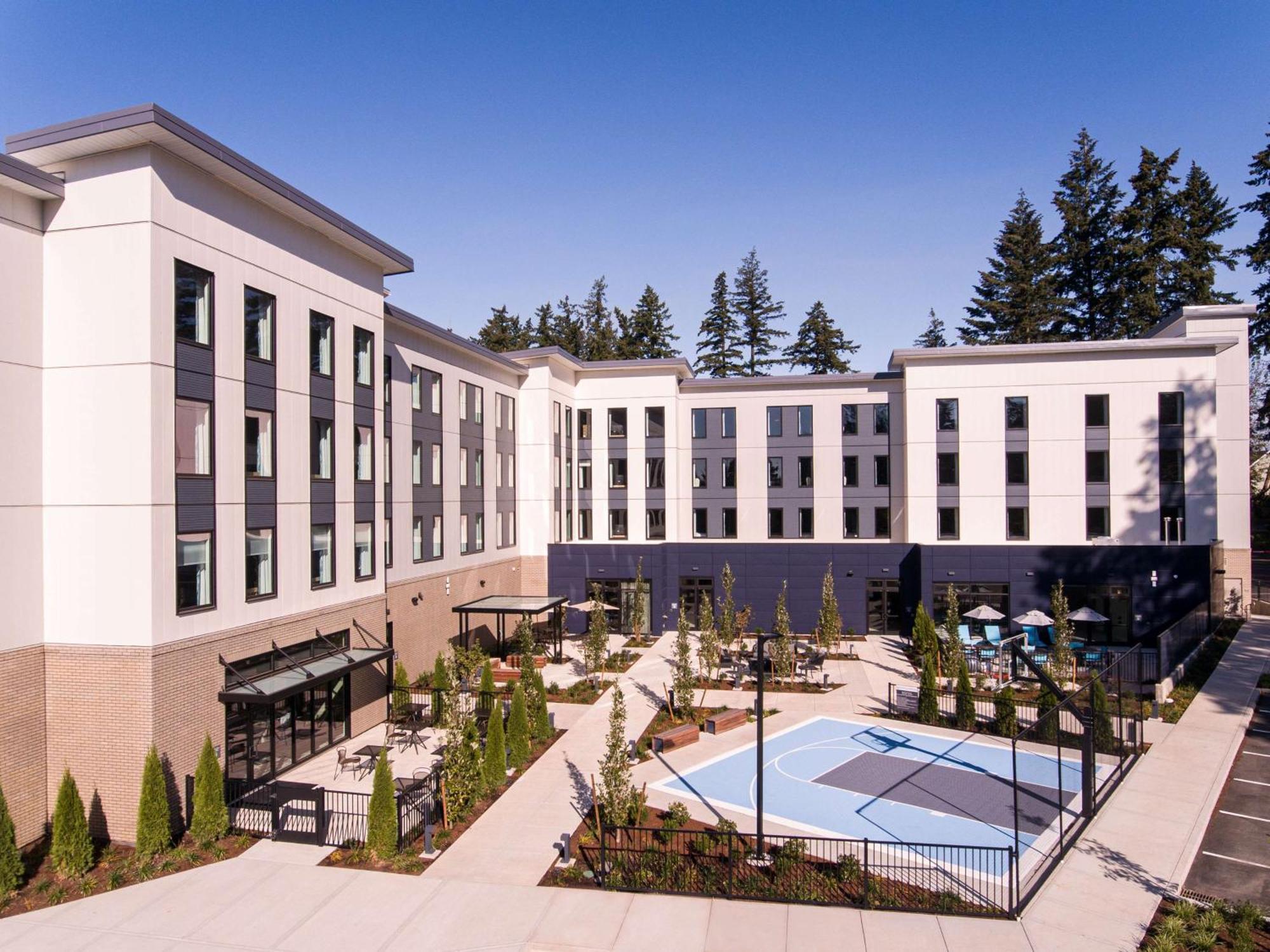 Hilton Garden Inn Wilsonville Portland Exterior photo